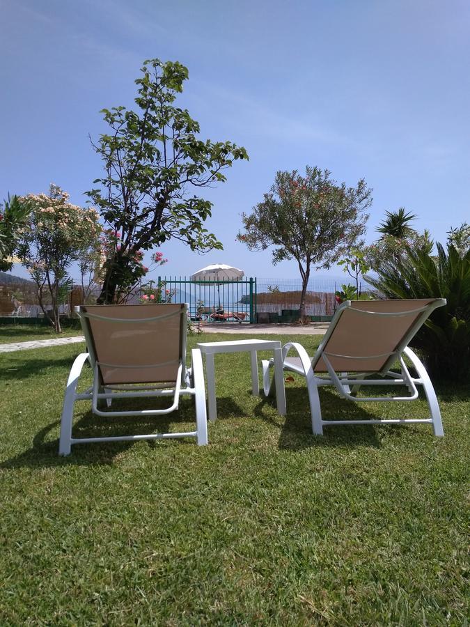 Palmyra Beachfront Studios Нідрі Екстер'єр фото